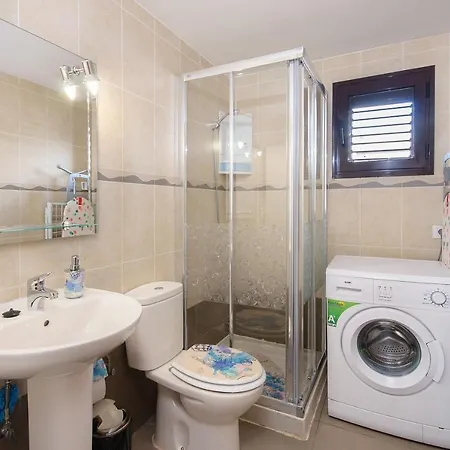 Morales アパート