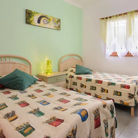 Morales Apartment