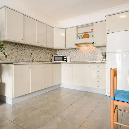 Morales Appartement *
